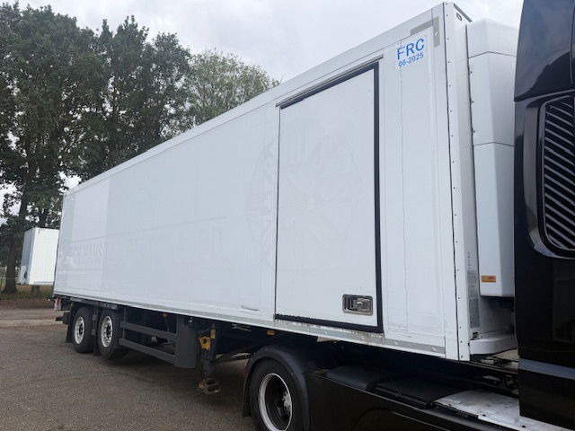 Schmitz Cargobull City stuuras liftas - Полуприколка ладилник: слика 4 Schmitz Cargobull City stuuras liftas - Полуприколка ладилник: слика 4