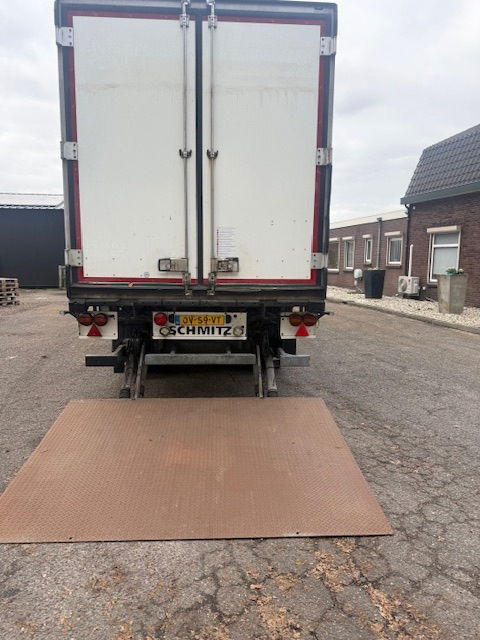 Schmitz Cargobull City stuuras liftas - Полуприколка ладилник: слика 5 Schmitz Cargobull City stuuras liftas - Полуприколка ладилник: слика 5