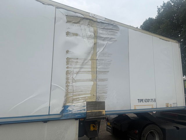 Schmitz Cargobull Vleeshanger Schade - Полуприколка ладилник: слика 5 Schmitz Cargobull Vleeshanger Schade - Полуприколка ладилник: слика 5