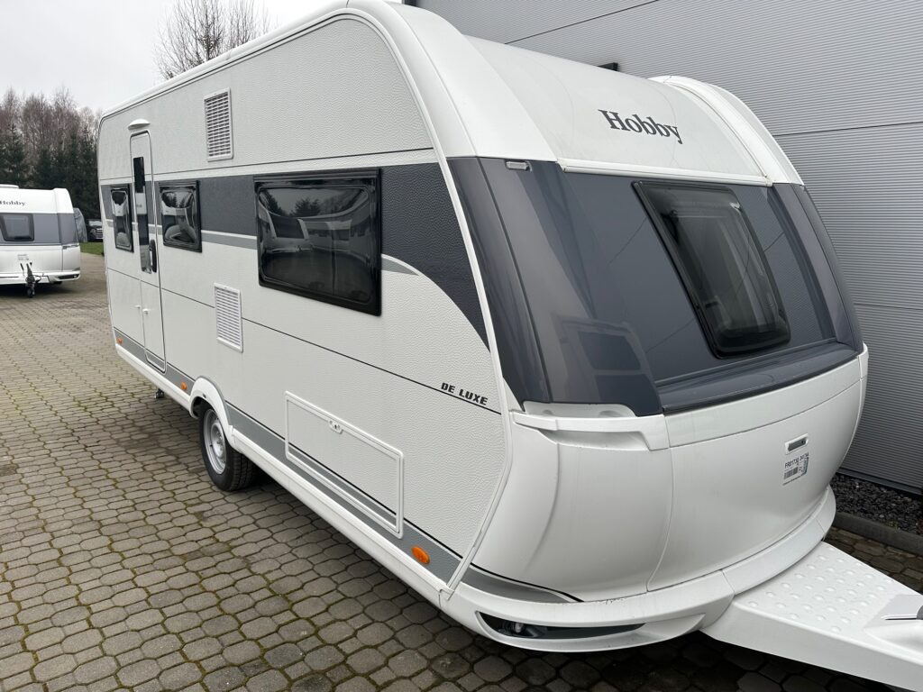 DE LUXE 495 UL 2024 - Камп приколка: слика 1 DE LUXE 495 UL 2024 - Камп приколка: слика 1