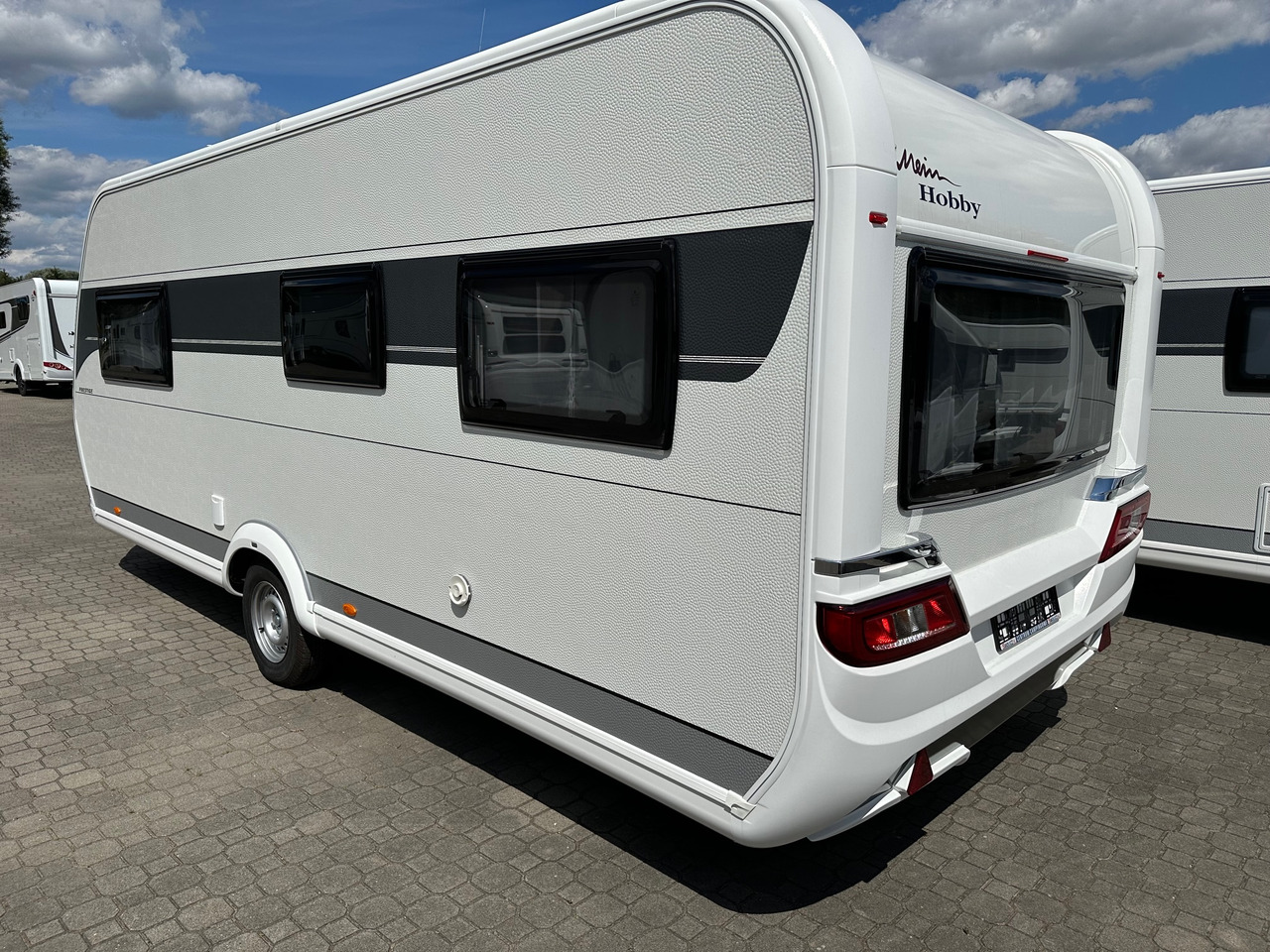 Hobby 560 UL Prestige 2023 - Камп приколка: слика 2 Hobby 560 UL Prestige 2023 - Камп приколка: слика 2