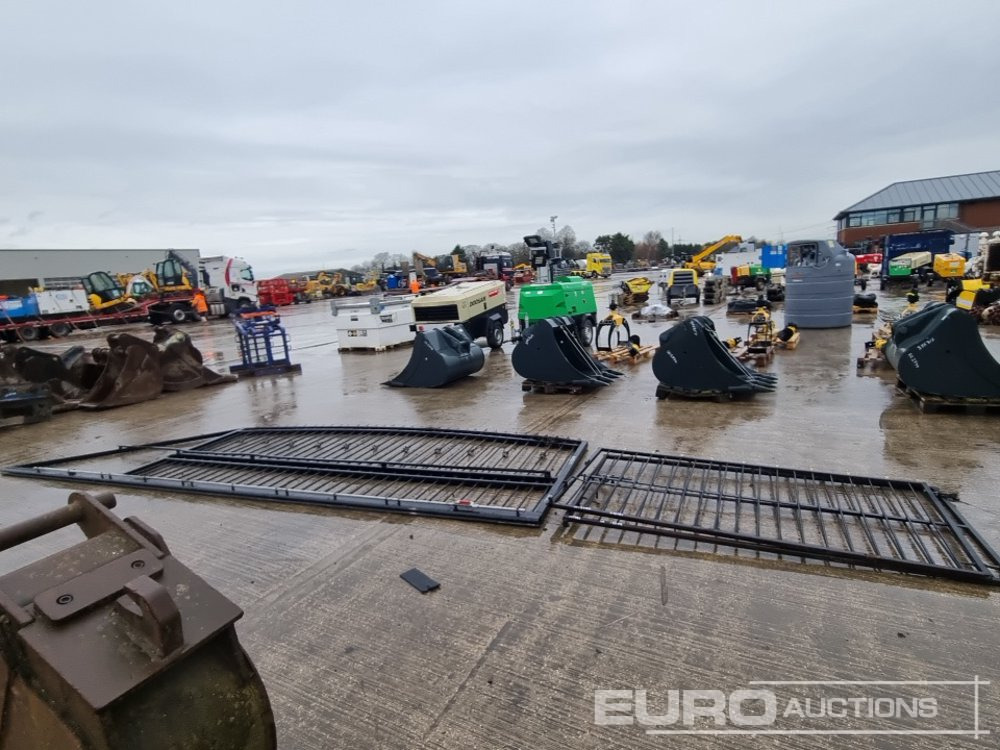 18' Sliding Gate, 15' Bi-Parting Gate - Градежна опрема: слика 2 18' Sliding Gate, 15' Bi-Parting Gate - Градежна опрема: слика 2