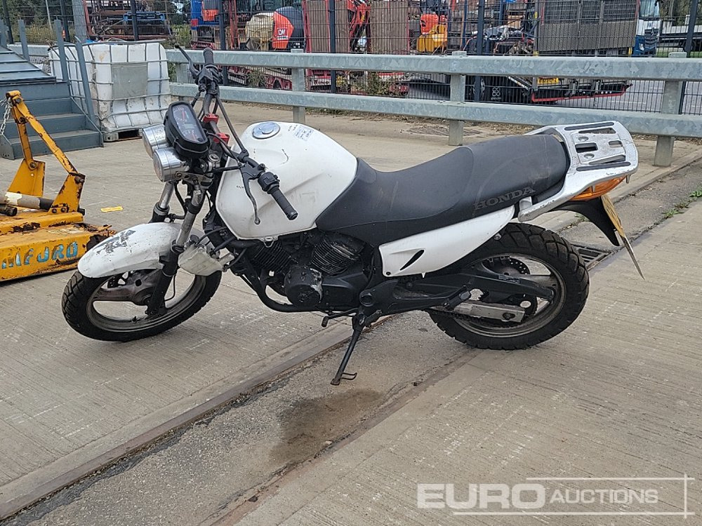 2004 Honda XL125 - Мотоцикл: слика 2 2004 Honda XL125 - Мотоцикл: слика 2