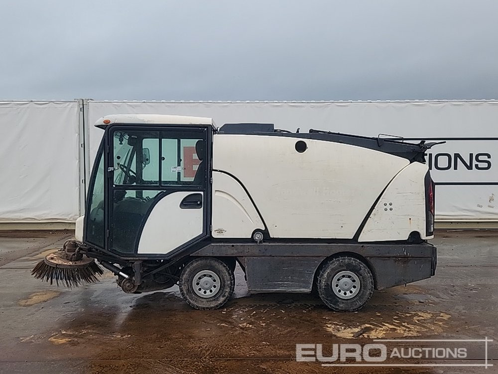 2005 Johnson 142A 101T - Возило за метење: слика 2 2005 Johnson 142A 101T - Возило за метење: слика 2