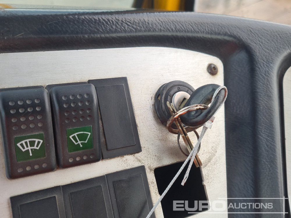 Трактор на терминалот 2006 Terberg YT82: слика 32