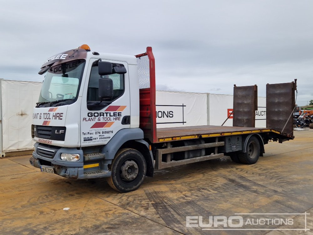 2008 DAF LF55-220 - Камион со платформа: слика 1 2008 DAF LF55-220 - Камион со платформа: слика 1