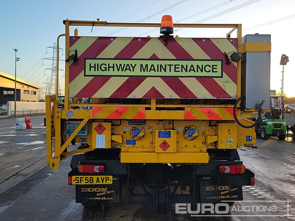 2008 Volvo FL240 - Прскалка за битуменска емулзија: слика 4 2008 Volvo FL240 - Прскалка за битуменска емулзија: слика 4