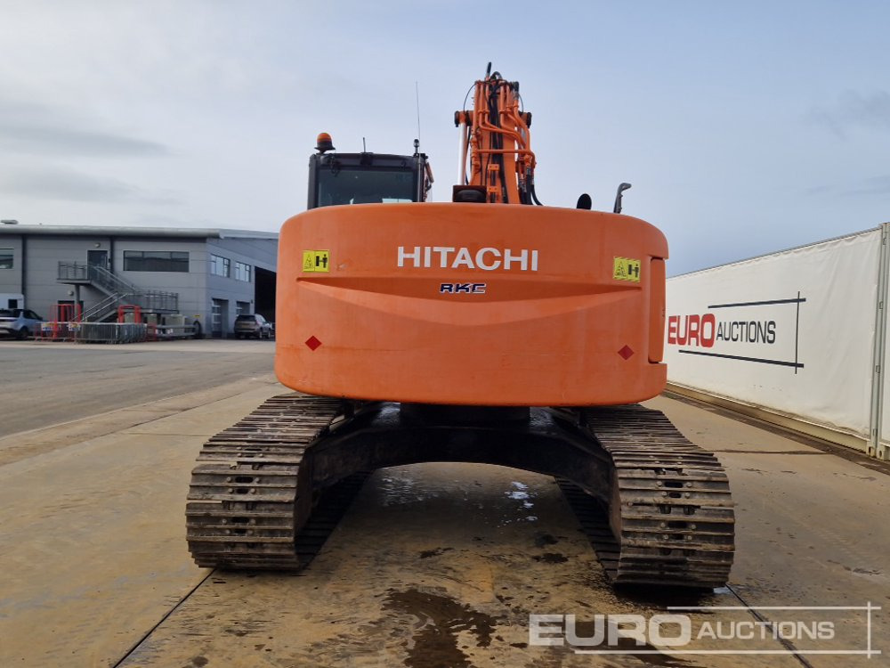 2010 Hitachi ZX225USLC-3 - Багер гасеничар: слика 4 2010 Hitachi ZX225USLC-3 - Багер гасеничар: слика 4