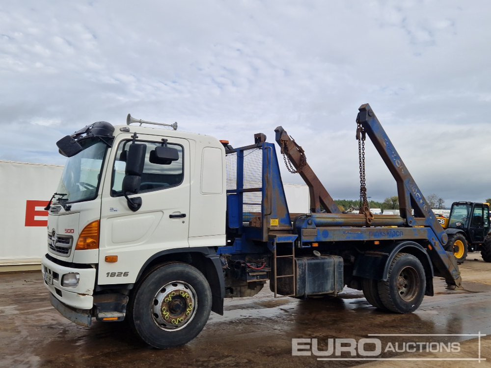 2011 Hino 500 - Камион за подигање контејнери: слика 1 2011 Hino 500 - Камион за подигање контејнери: слика 1