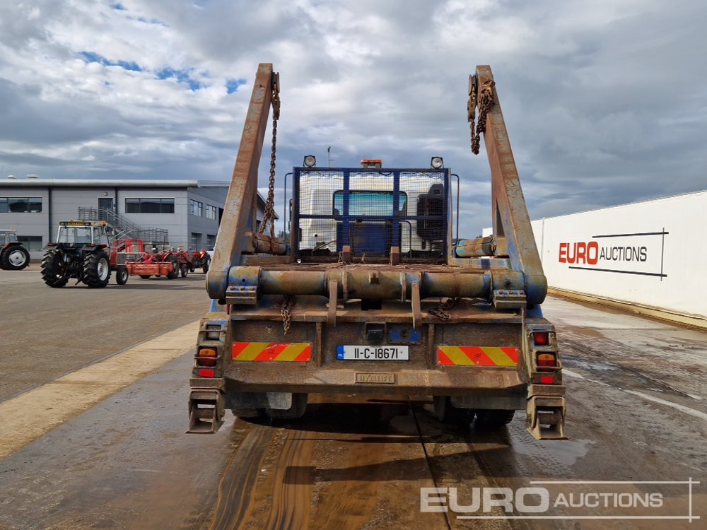 2011 Hino 500 - Камион за подигање контејнери: слика 4 2011 Hino 500 - Камион за подигање контејнери: слика 4