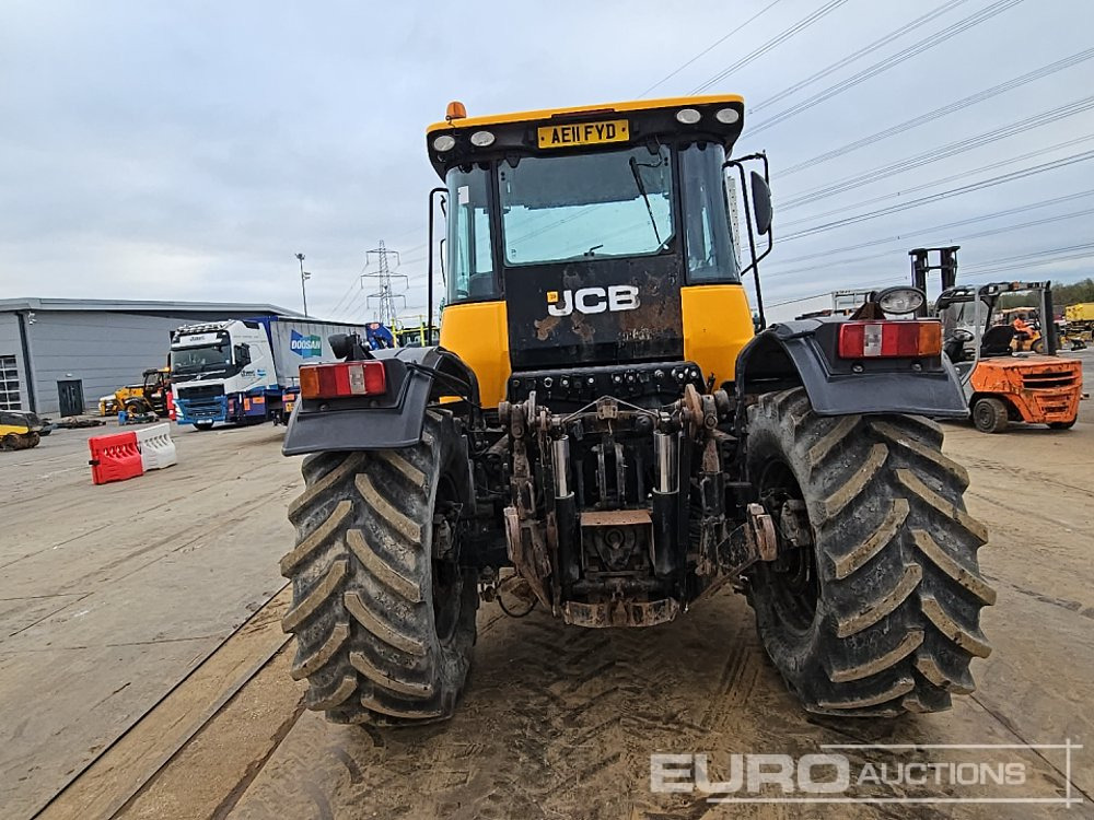 2011 JCB Fastrac 3230 - Трактор: слика 4 2011 JCB Fastrac 3230 - Трактор: слика 4