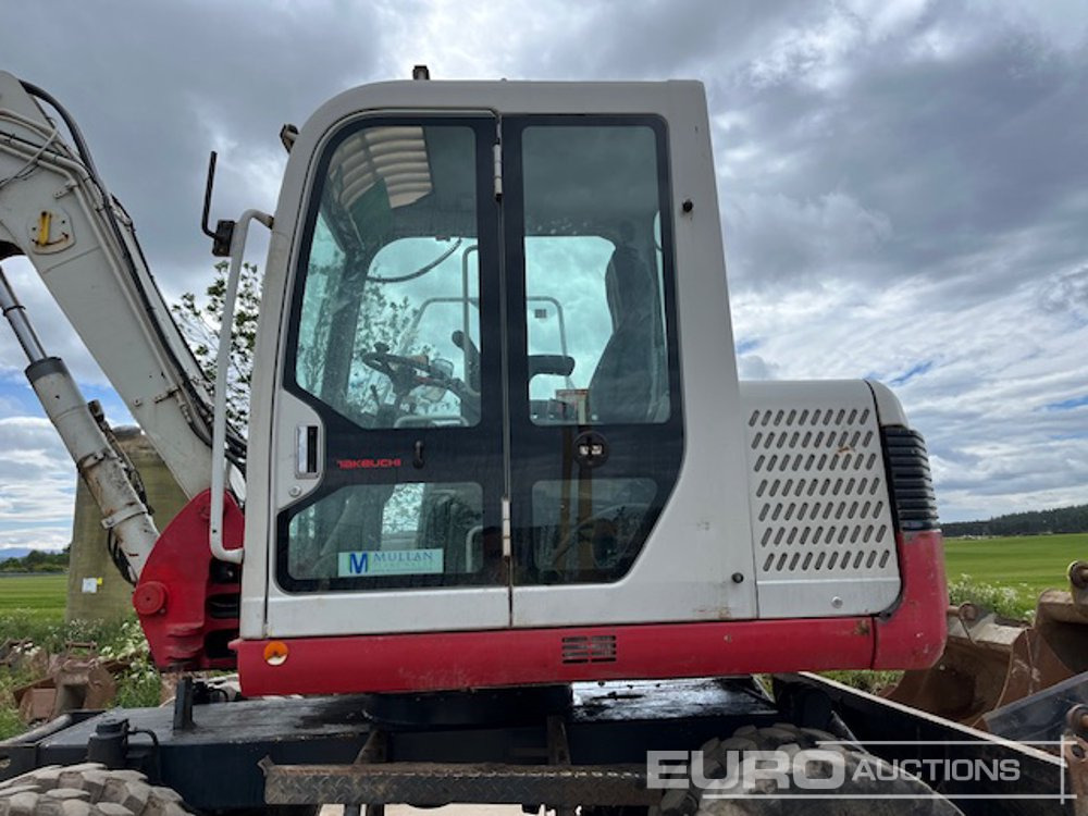 2011 Takeuchi TB175W - Багер на тркала: слика 2 2011 Takeuchi TB175W - Багер на тркала: слика 2