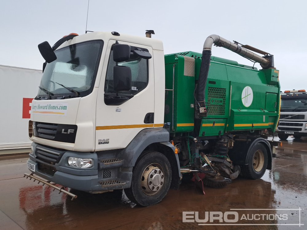 2013 DAF LF55.220 - Возило за метење: слика 1 2013 DAF LF55.220 - Возило за метење: слика 1