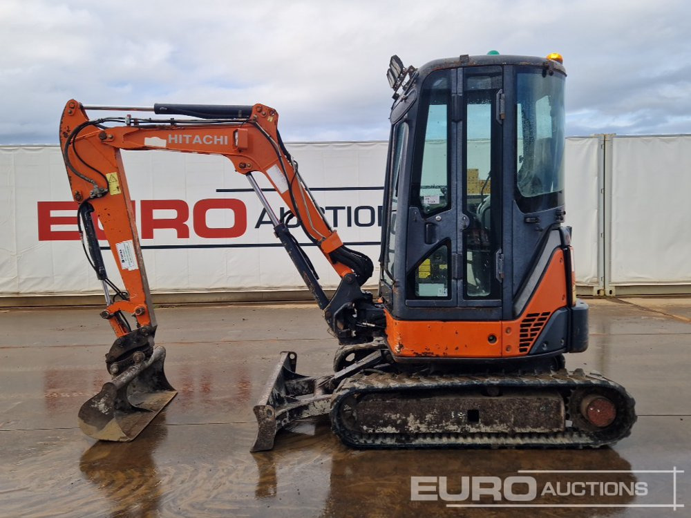 2013 Hitachi ZX29U-3 CLR - Мини багер: слика 2 2013 Hitachi ZX29U-3 CLR - Мини багер: слика 2