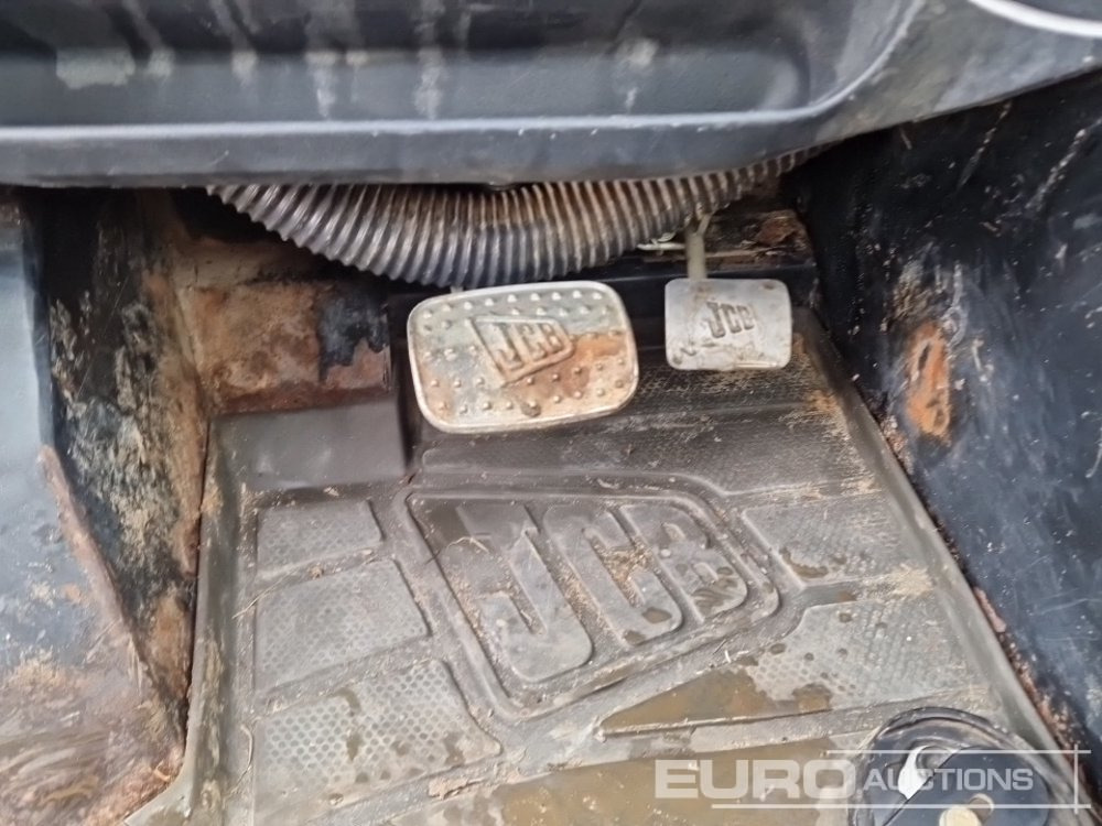 Телескопски ракувач 2013 JCB 520-40: слика 34 Телескопски ракувач 2013 JCB 520-40: слика 34