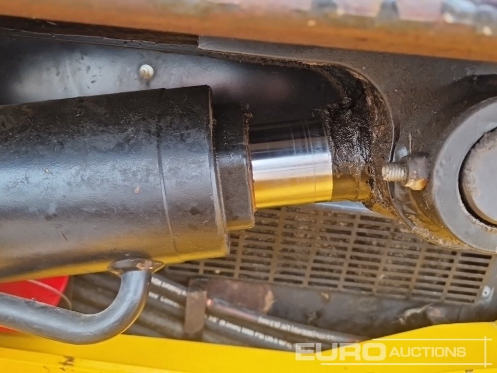 Телескопски ракувач 2013 JCB 520-40: слика 19 Телескопски ракувач 2013 JCB 520-40: слика 19