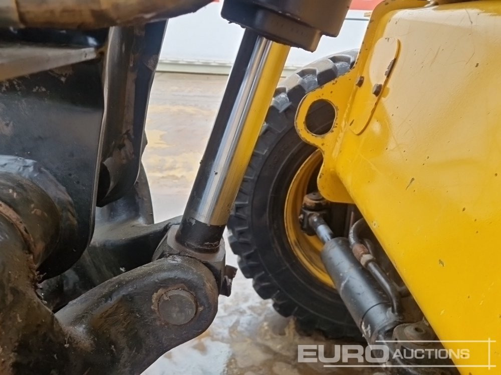 Телескопски ракувач 2013 JCB 520-40: слика 22 Телескопски ракувач 2013 JCB 520-40: слика 22