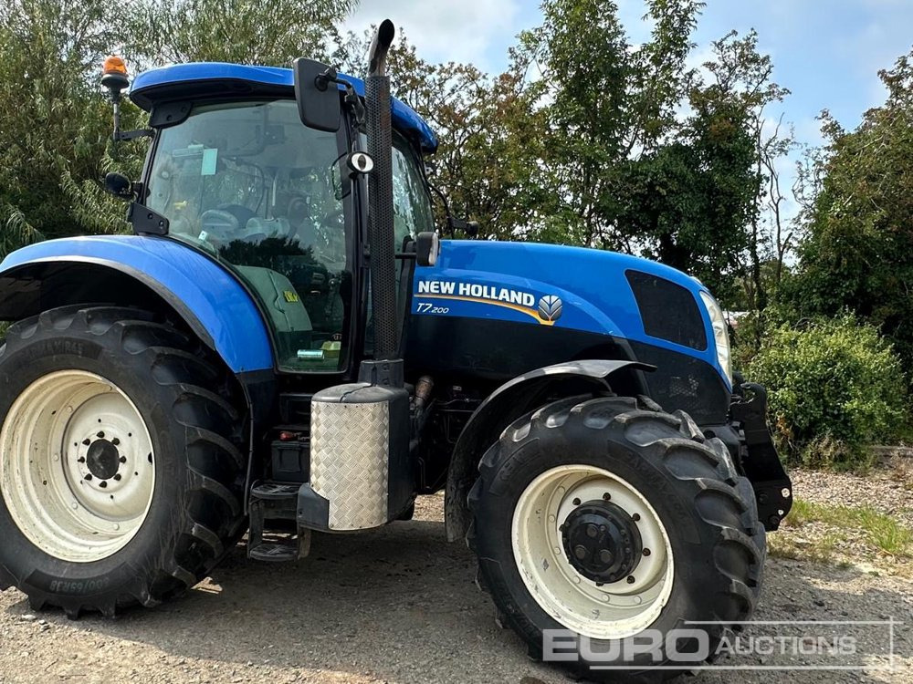 2013 New Holland T7.200 - Трактор: слика 4 2013 New Holland T7.200 - Трактор: слика 4