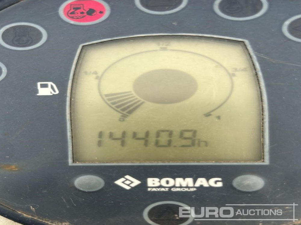2014 Bomag BW120AD-5 - Ваљак: слика 4 2014 Bomag BW120AD-5 - Ваљак: слика 4