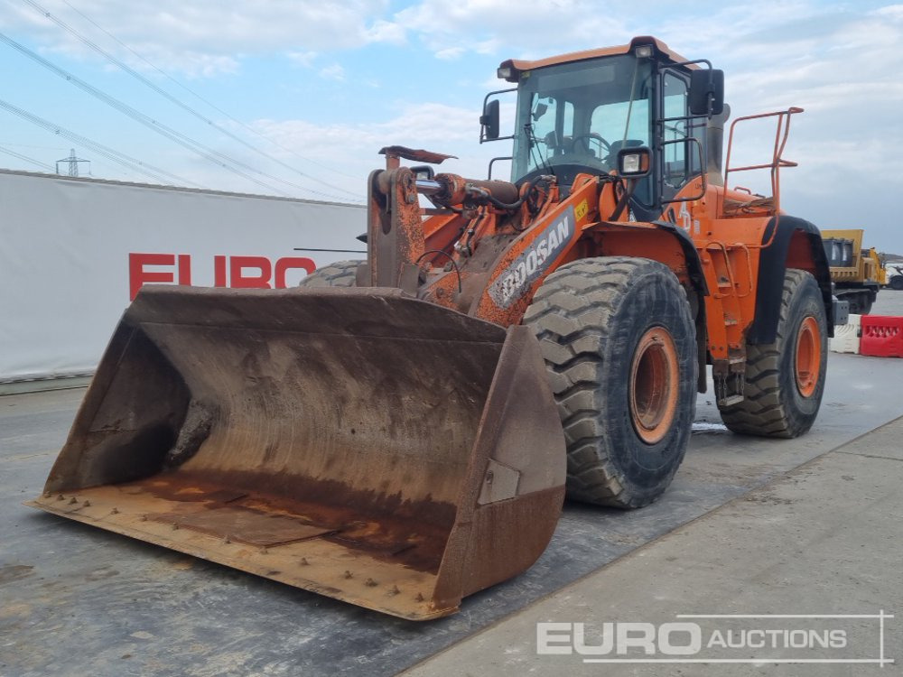 2014 Doosan DL420-3 - Натоварувач на тркала: слика 1 2014 Doosan DL420-3 - Натоварувач на тркала: слика 1