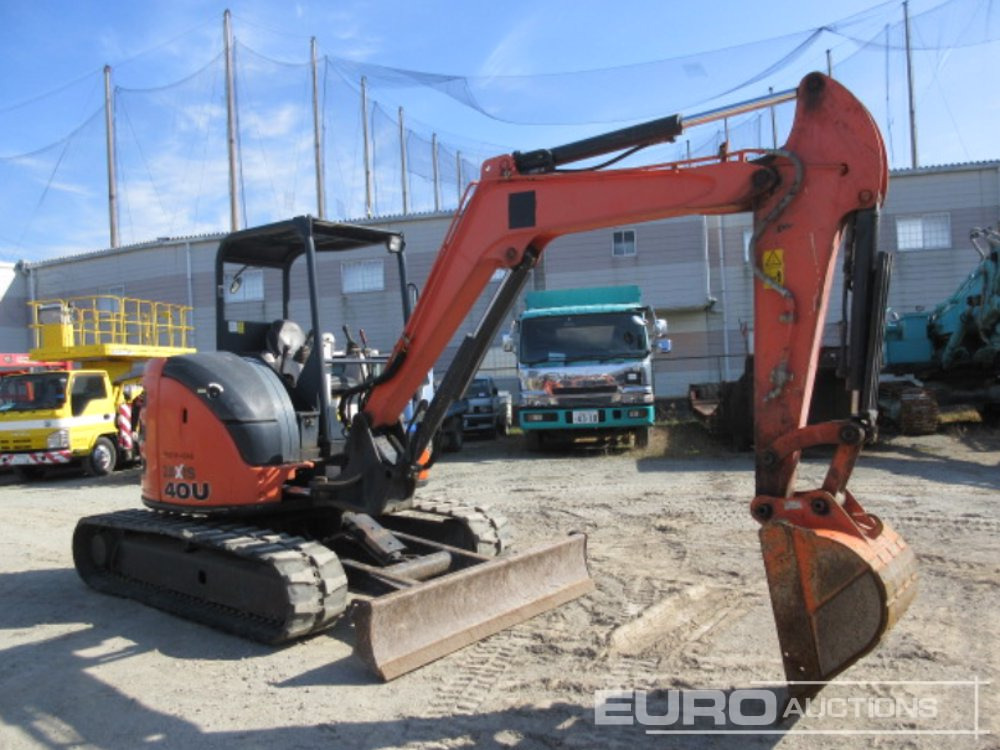 2014 Hitachi ZX40U-5A Rubber Tracks, Blade, Offset, Piped - Мини багер: слика 2 2014 Hitachi ZX40U-5A Rubber Tracks, Blade, Offset, Piped - Мини багер: слика 2