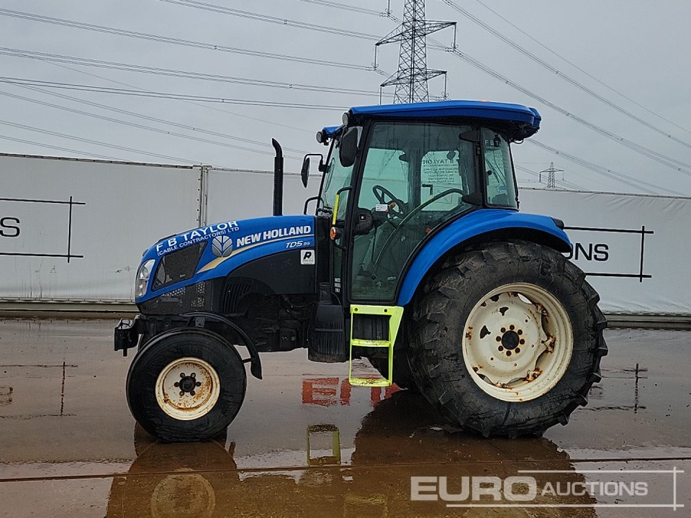 2014 New Holland TD5.95 - Трактор: слика 2 2014 New Holland TD5.95 - Трактор: слика 2