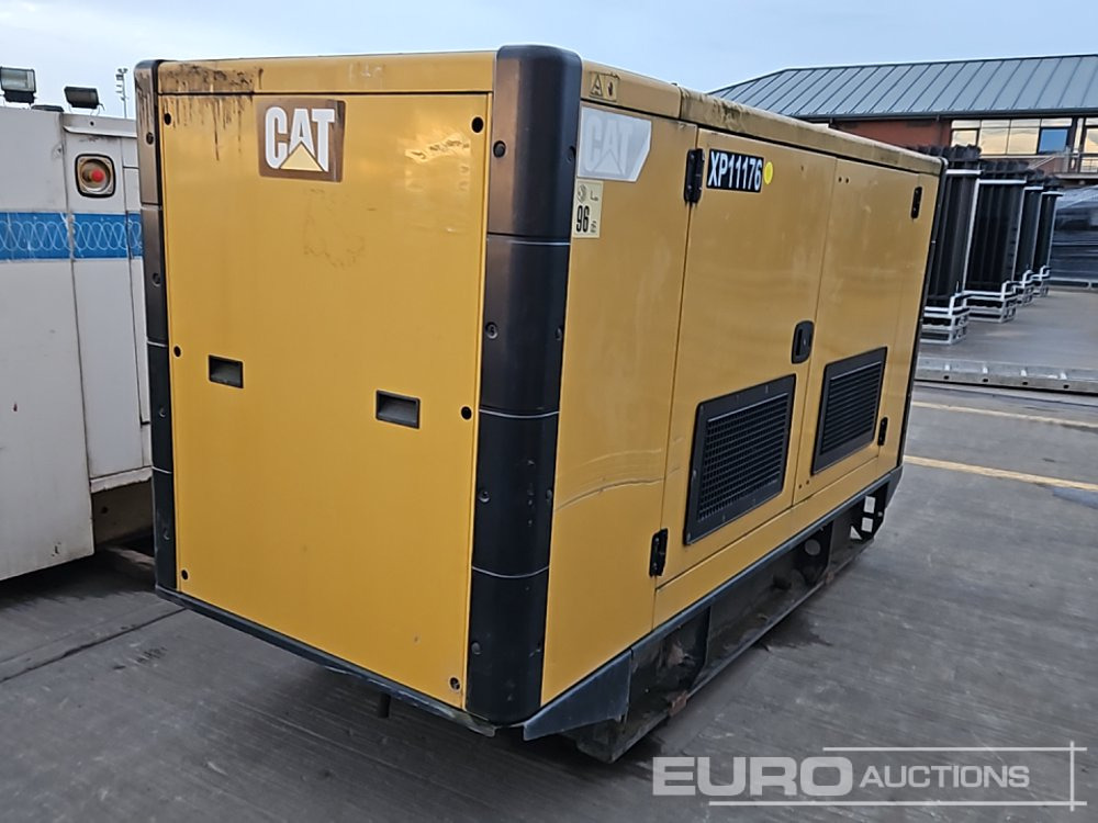 2015 CAT DE110E2 - Генераторска поставка: слика 3 2015 CAT DE110E2 - Генераторска поставка: слика 3