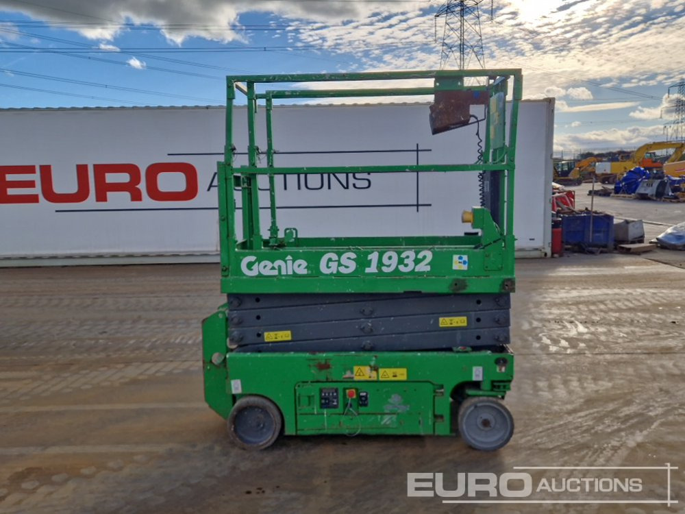 2015 Genie GS1932 - Дигачка платформа: слика 2 2015 Genie GS1932 - Дигачка платформа: слика 2