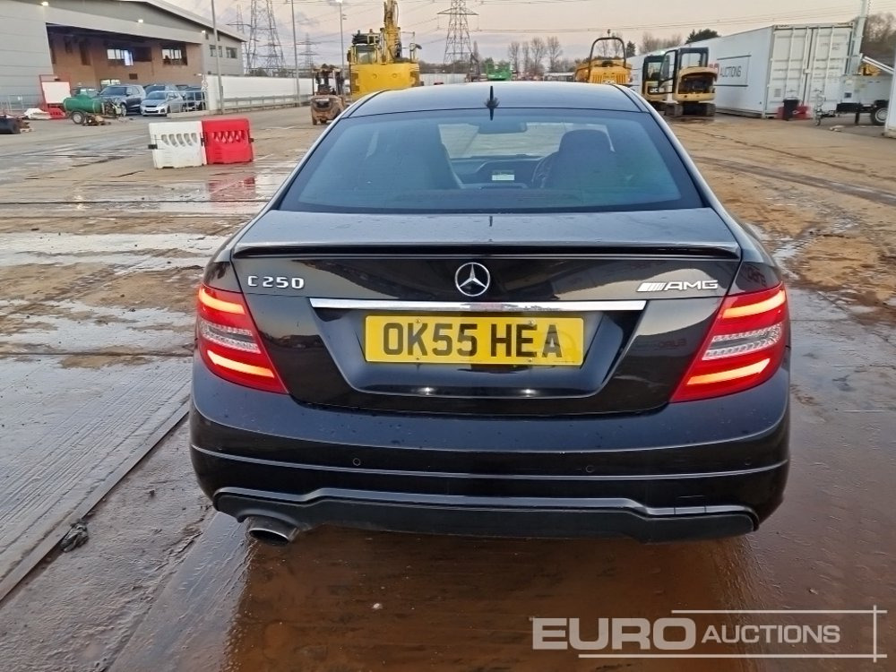 2015 Mercedes C250 AMG - Автомобил: слика 4 2015 Mercedes C250 AMG - Автомобил: слика 4