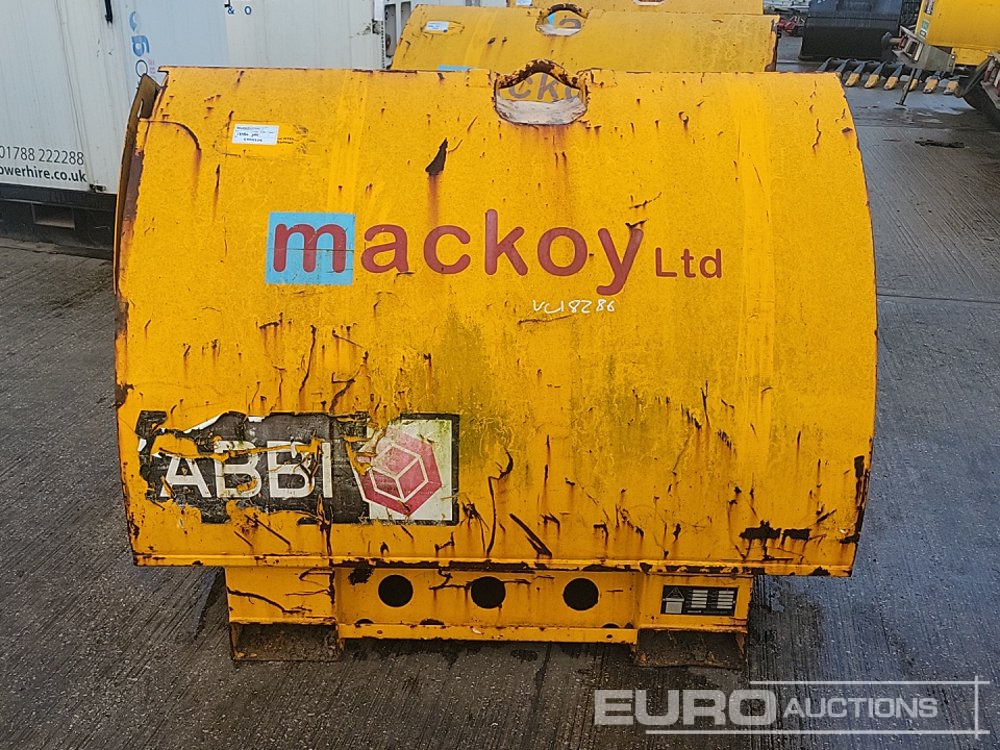 2015 Western 950 Litre - Резервоар за складирање: слика 2 2015 Western 950 Litre - Резервоар за складирање: слика 2