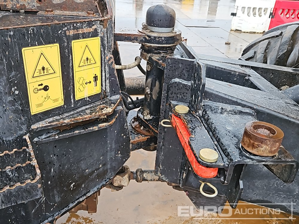 Мини истоварувач 2016 JCB 6TFT: слика 15