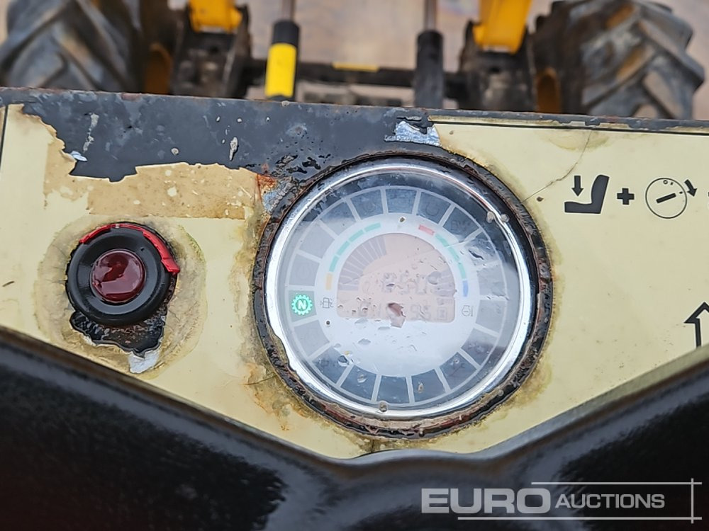 Мини истоварувач 2016 JCB 6TFT: слика 28