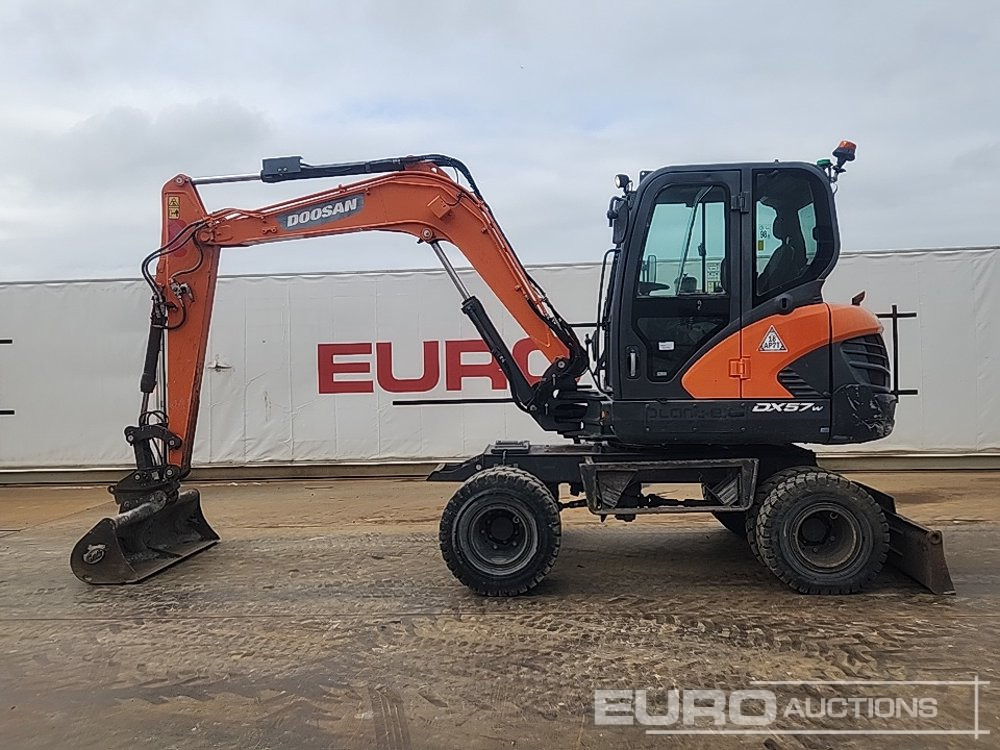 2017 Doosan DX57W-5 - Багер на тркала: слика 2 2017 Doosan DX57W-5 - Багер на тркала: слика 2