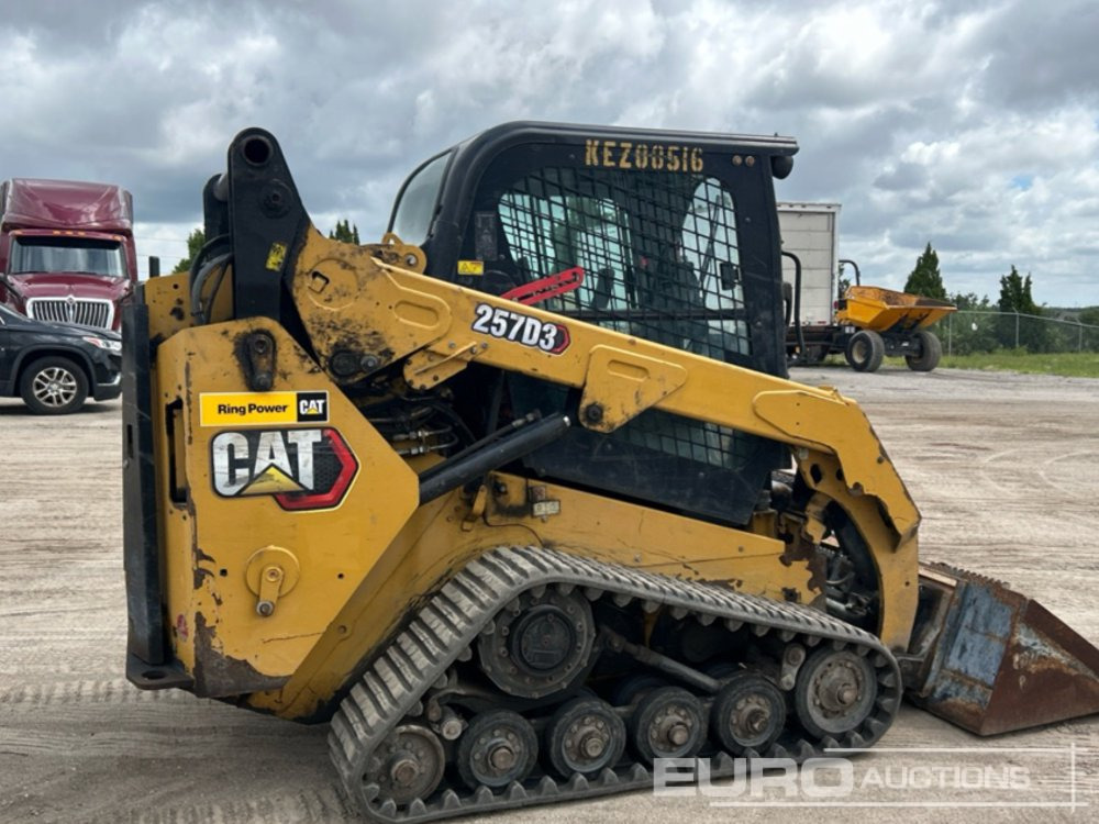 2019 CAT 257D3 - Компактен натоварувач: слика 2 2019 CAT 257D3 - Компактен натоварувач: слика 2