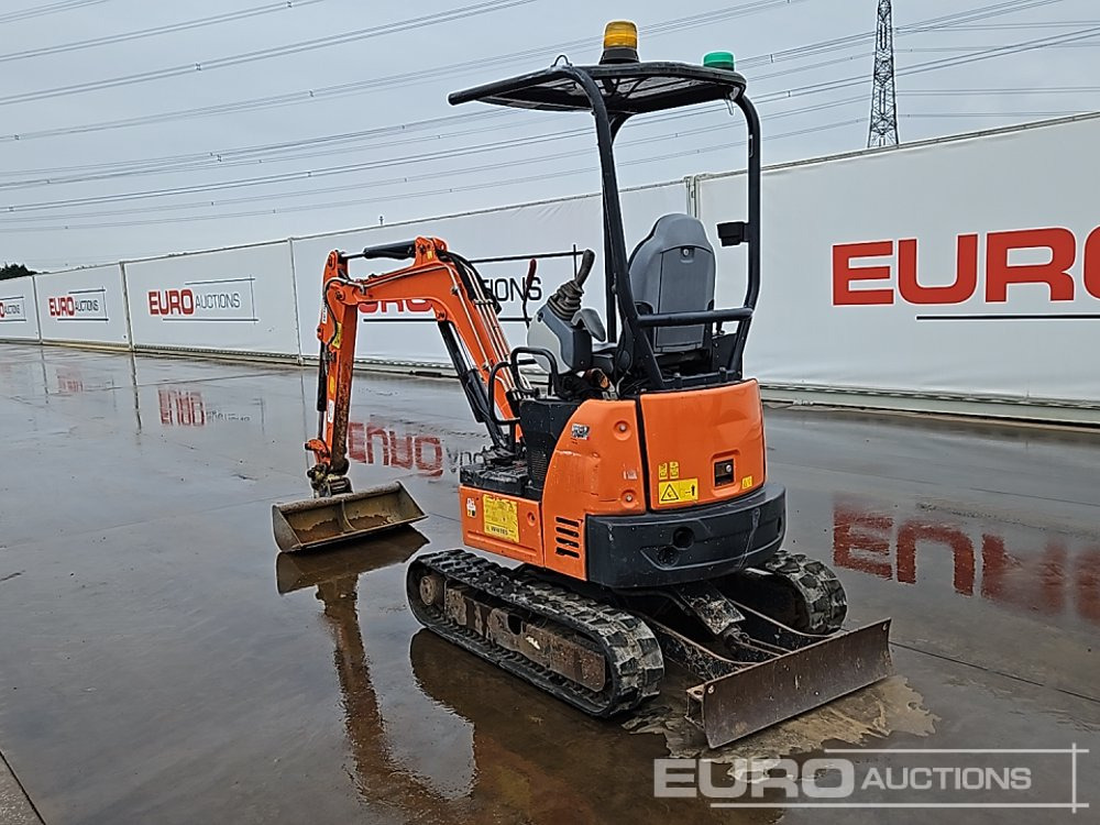 2019 Hitachi ZX19U-5A YR - Мини багер: слика 3 2019 Hitachi ZX19U-5A YR - Мини багер: слика 3