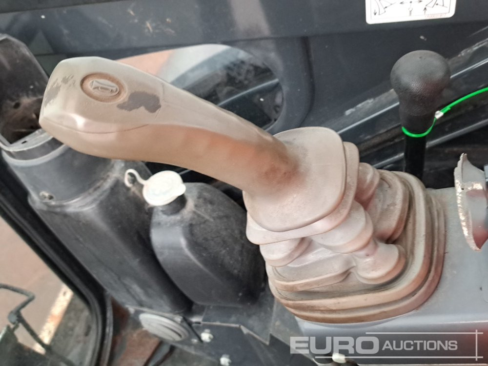 Мини багер 2019 Hitachi ZX26U-5A CR: слика 28