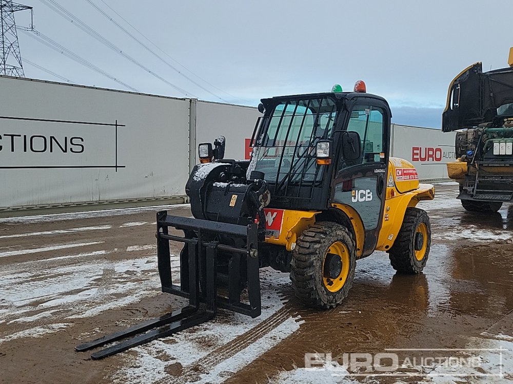 2019 JCB 520-40 4WS - Телескопски ракувач: слика 1 2019 JCB 520-40 4WS - Телескопски ракувач: слика 1