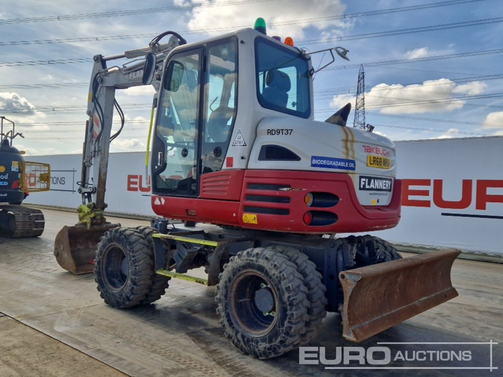 2019 Takeuchi TB295W - Багер на тркала: слика 3 2019 Takeuchi TB295W - Багер на тркала: слика 3