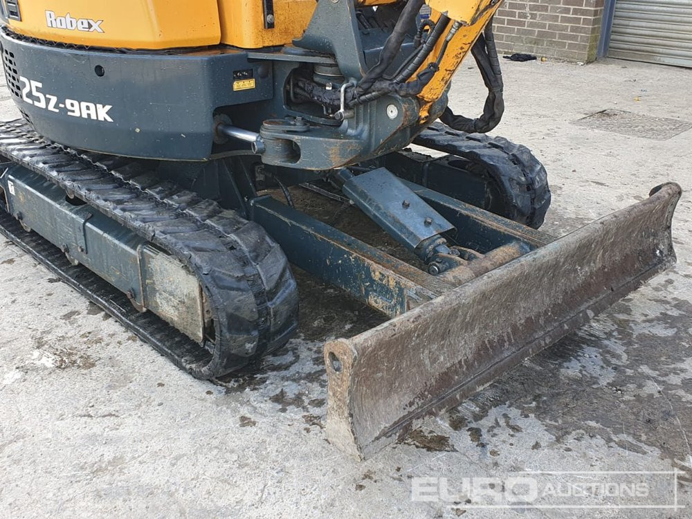 2020 Hyundai ROBEX25Z-9AK - Мини багер: слика 5 2020 Hyundai ROBEX25Z-9AK - Мини багер: слика 5