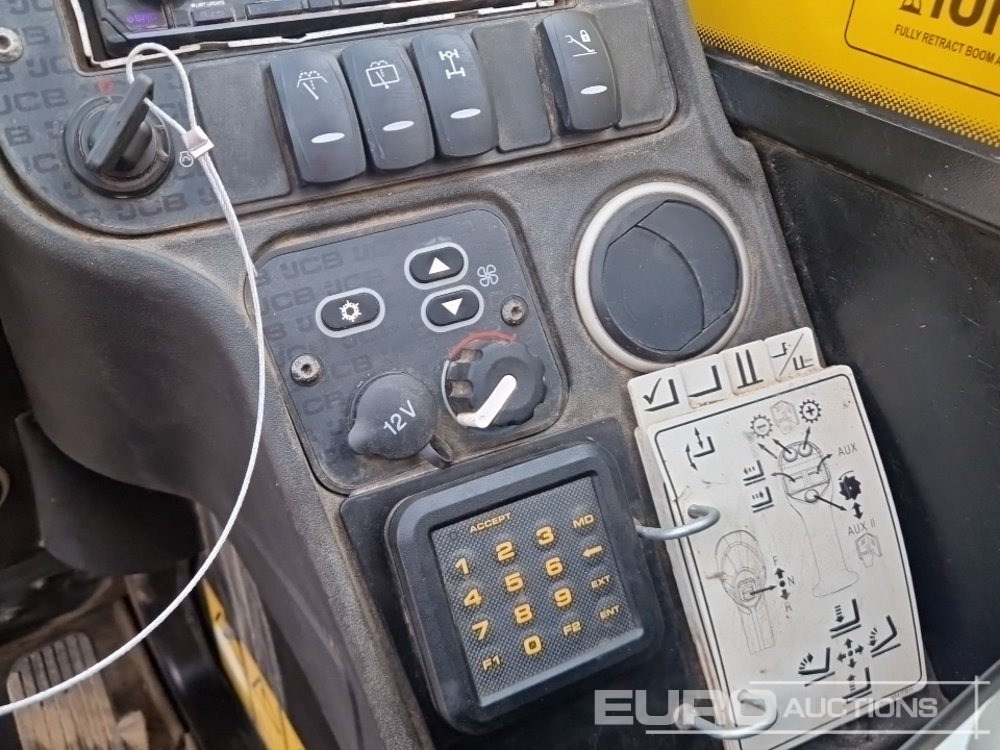 Телескопски ракувач 2020 JCB 540-200: слика 38