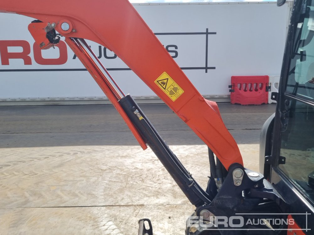 Мини багер 2020 Kubota KX027-4: слика 26
