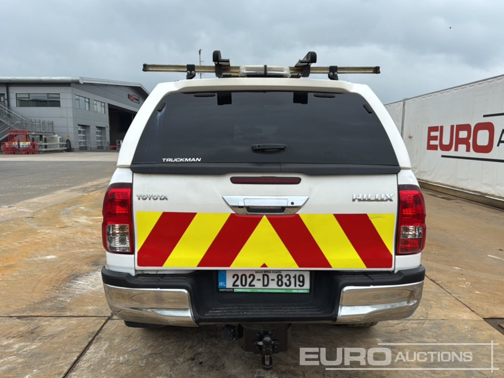 2020 Toyota Hilux - Пикап: слика 4 2020 Toyota Hilux - Пикап: слика 4
