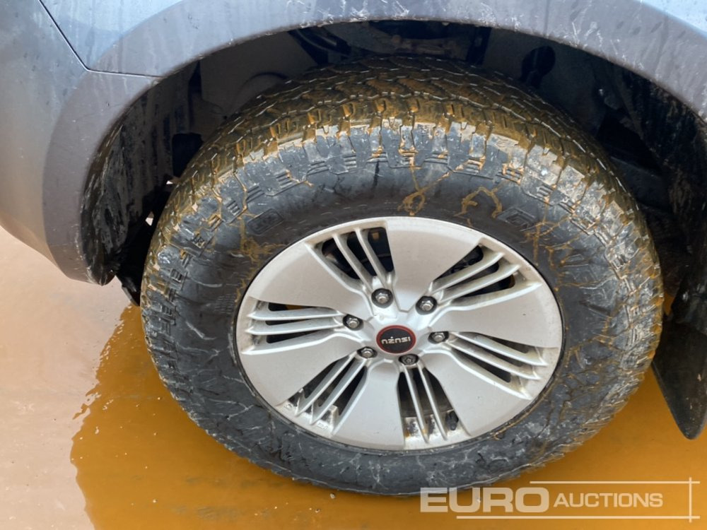 Пикап 2021 Isuzu D-Max: слика 10 Пикап 2021 Isuzu D-Max: слика 10