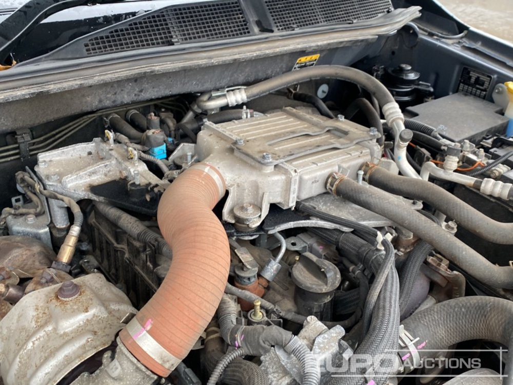 Пикап 2021 Isuzu D-Max: слика 26 Пикап 2021 Isuzu D-Max: слика 26