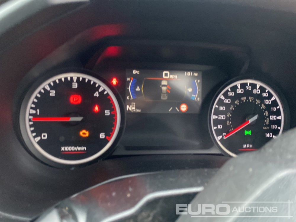 Пикап 2021 Isuzu D-Max: слика 30 Пикап 2021 Isuzu D-Max: слика 30