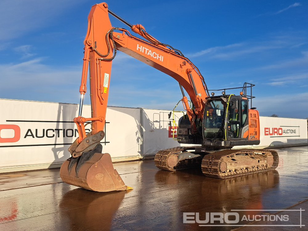 2022 Hitachi ZX225USLC-7 - Багер гасеничар: слика 1 2022 Hitachi ZX225USLC-7 - Багер гасеничар: слика 1