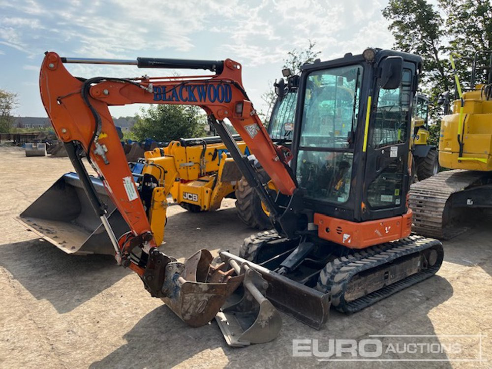 2022 Hitachi ZX26U-6 CLR - Мини багер: слика 1 2022 Hitachi ZX26U-6 CLR - Мини багер: слика 1