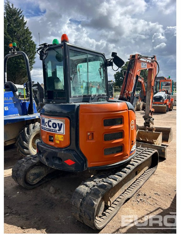 2022 Hitachi ZX48U-6 CLR - Мини багер: слика 3 2022 Hitachi ZX48U-6 CLR - Мини багер: слика 3
