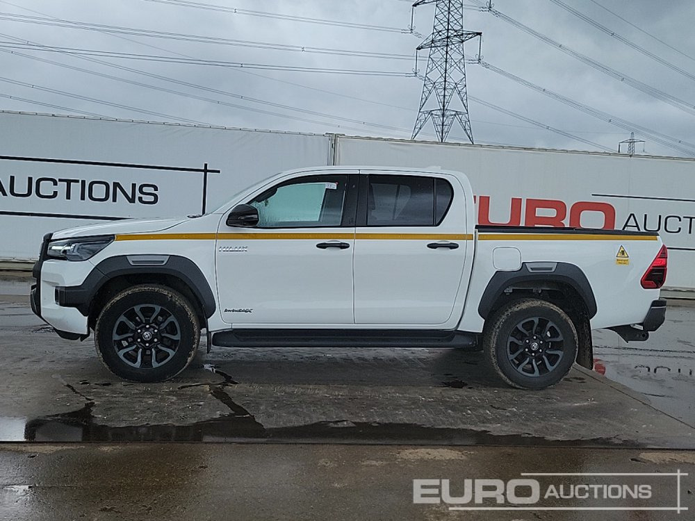 2023 Toyota Hilux - Пикап: слика 2 2023 Toyota Hilux - Пикап: слика 2