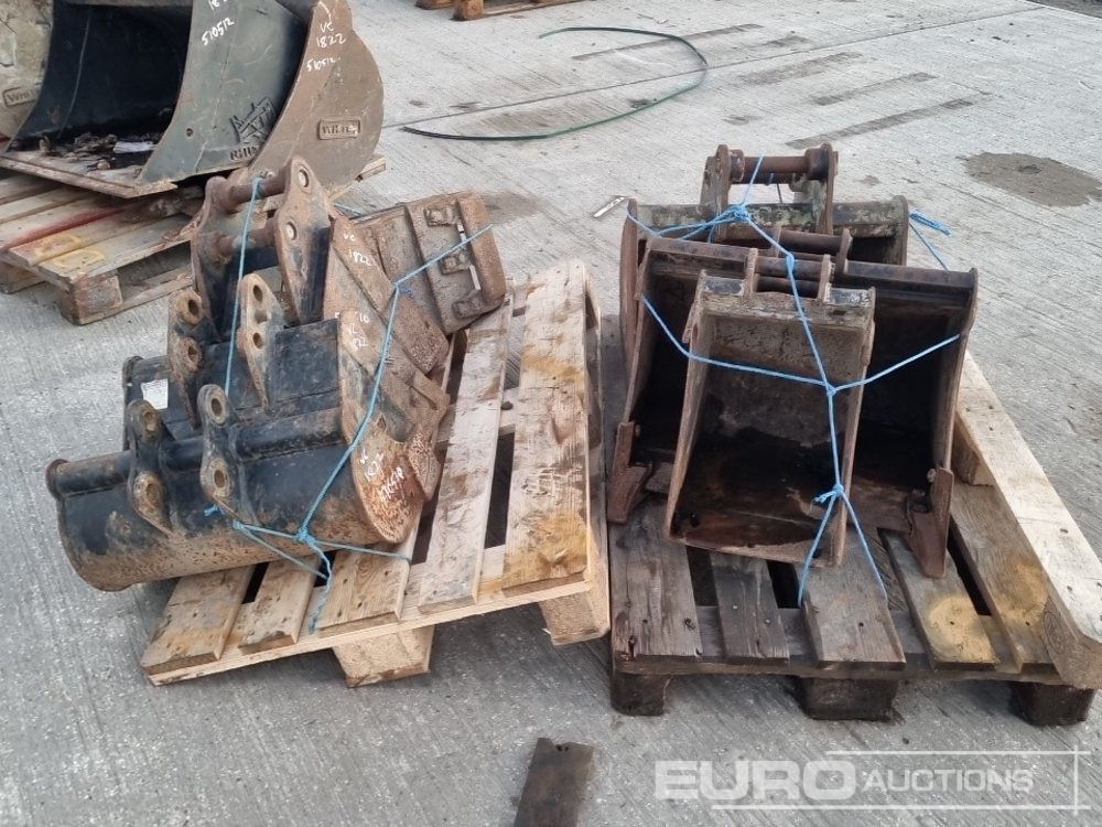 Корпа 24", 24", 24", 18", 12", 12", 12" Digging Bucket 30-35mm Pin to suit Mini Excavator: слика 6